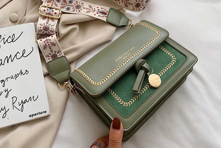 Unisex LIGHT GREEN: A Stylish PU Leather Retro Cross Body Bag in 4 Colours | Wowcher