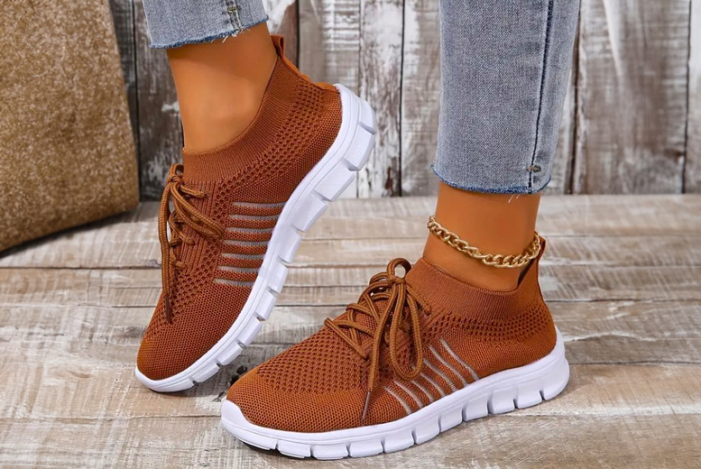 UK3 / BROWN: A Women's Lightweight Knitted Lace-Up Shoes | Wowcher