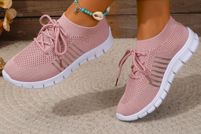 UK3 / PINK: A Women's Lightweight Knitted Lace-Up Shoes | Wowcher