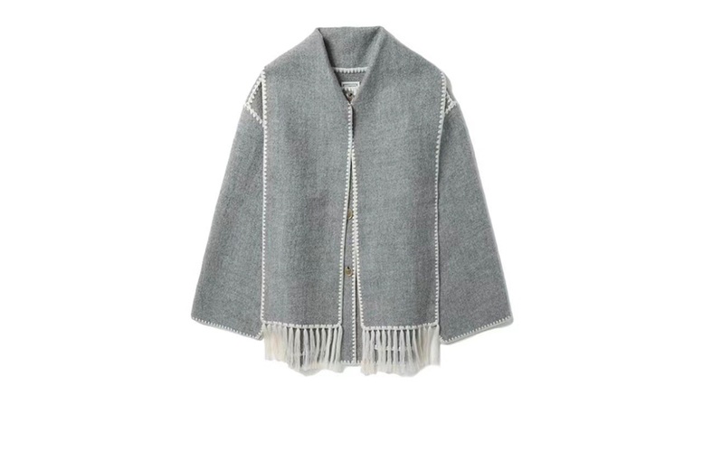 Unisex UK 20-22 / GREY: An oversized trim jacket with a matching scarf | Wowcher