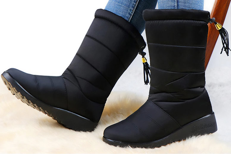 UK 9  / BLACK: Women's waterproof snow boots | Wowcher