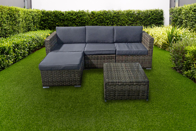 Trinidad Four-Seater Weatherproof Rattan Garden Furniture Set Trinidad Four-Seater Weatherproof Rattan Garden Furniture Set