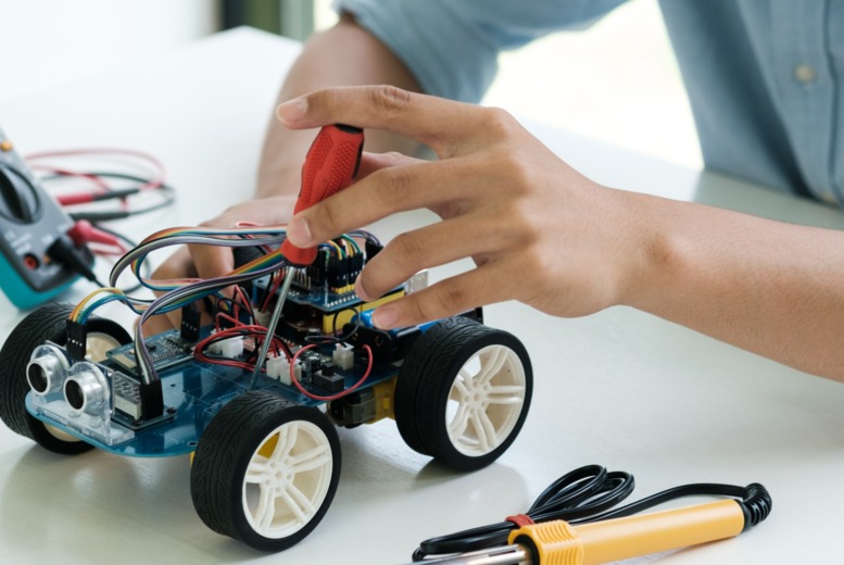 Kids Robotics & Coding Workshop Course – Birmingham STEM Learning | Wowcher