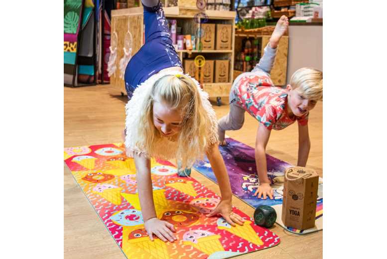 Myga Kids Non-Slip Yoga Mat – Colourful PVC Gym Mat for Children, 6mm Cushioned, Lightweight & Durable | Wowcher