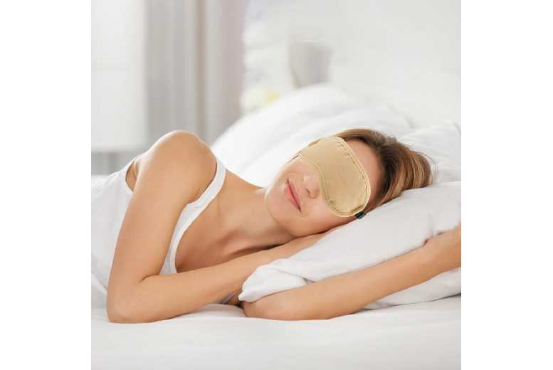 Ultimate Comfort Castor Oil Pack Hat & Eye Mask Set | Wowcher