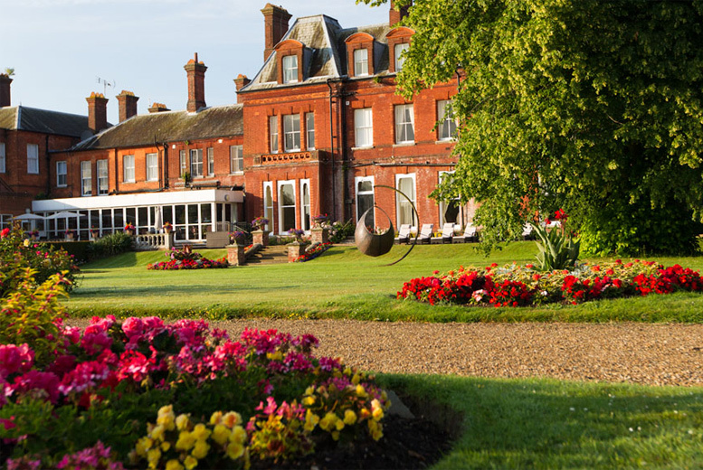 £169 (from Buyagift) for a Champneys relax day for two including a delicious three course lunch - valid in 4 UK locations!