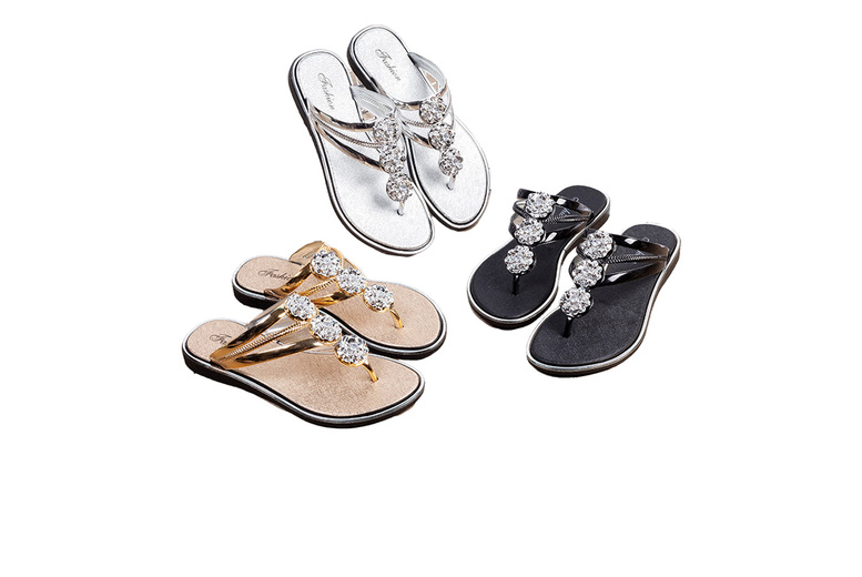 Silver Women’s Flower Rhinestone Flip Flops – Stylish Summer Sandals | Wowcher