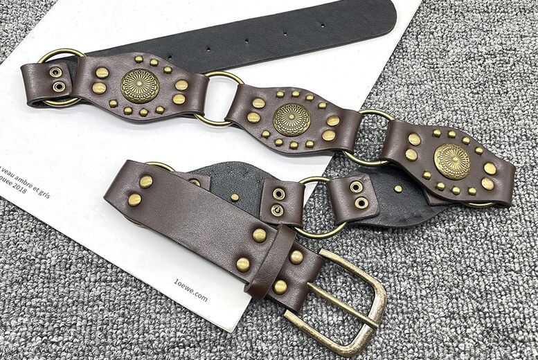 Black Women’s PU Leather Western Cowboy Buckle Belt – Adjustable, Stylish Accessory in 4 Sizes & 2 Colours | Wowcher