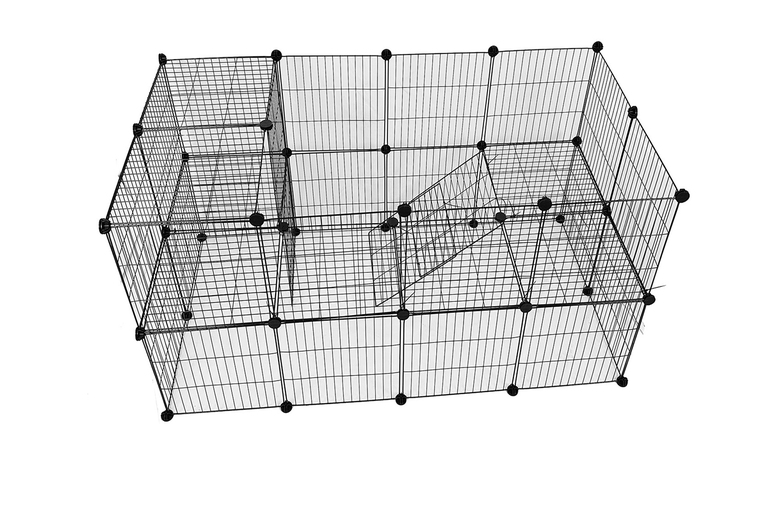 Large Small Pet Cage - Metal Wire Enclosure for Rabbits, Guinea Pigs & Hamsters, Easy Assembly, Spacious 140cm | Wowcher
