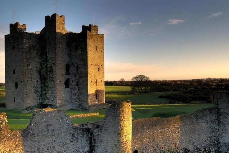 Trim, County Meath: Castle Arch Hotel Stay, Dinner & Breakfast For 2 Trim, County Meath: Castle Arch Hotel Stay, Dinner & Breakfast For 2