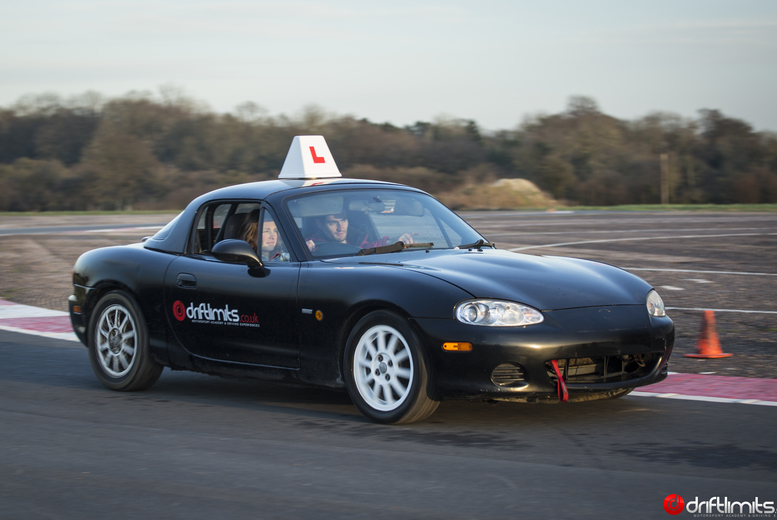Junior Mazda MX-5 Driving Experience – 1 or 2 Hours at Drift Limits, Hemel Hempstead (Ages 11-16) | Wowcher