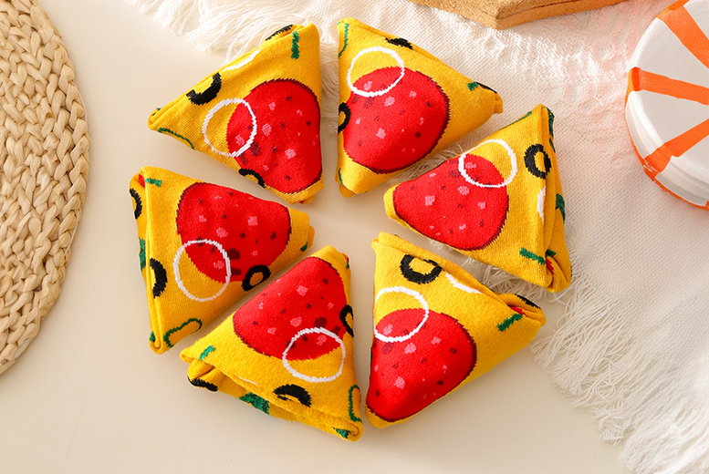 Women’s Black Unisex Cotton Crew Pizza Socks – 4 Pair Gift Box, Bright Novelty Design, One Size UK 4-11 | Wowcher