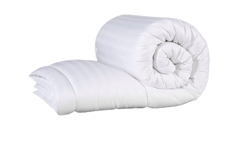 NightComfort Hotel Quality Hypoallergenic Winter Duvet – Stripe, Satin Feel, Machine Washable, 10.5-16.5 Tog, All Sizes | Wowcher