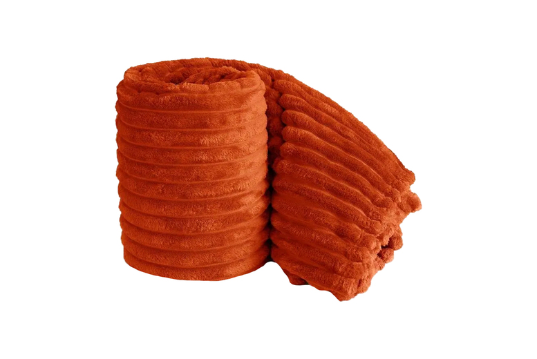Chunky Ribbed Velvet-Touch Throw Blanket – Ultra-Soft Microfibre, Machine Washable, 2 Sizes, 12 Colours | Wowcher