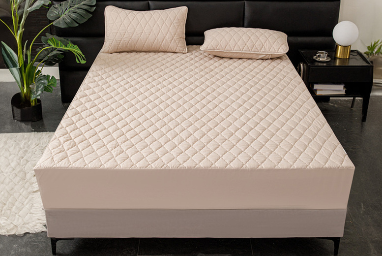 Luxury Thick Pure Cotton Fitted Bed Sheet – Soft, Breathable & Machine Washable – Single, Double, King & Super King Sizes | Wowcher Luxury Thick Pure Cotton Fitted Bed Sheet – Soft, Breathable & Machine Washable – Single, Double, King & Super King Sizes | Wowcher