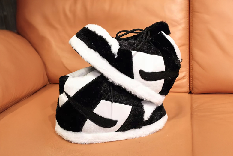 Unisex Free Size Nike Dunk  Chunky Warm Slippers, Black | Wowcher