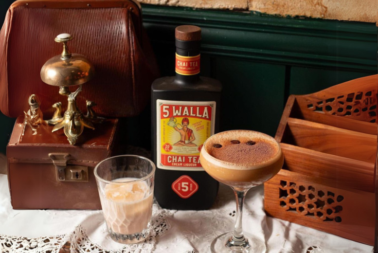 5 Walla Chai Tea Cream Liqueur Gift Set with Branded Glass - Wanderlust Drinks Company | Wowcher