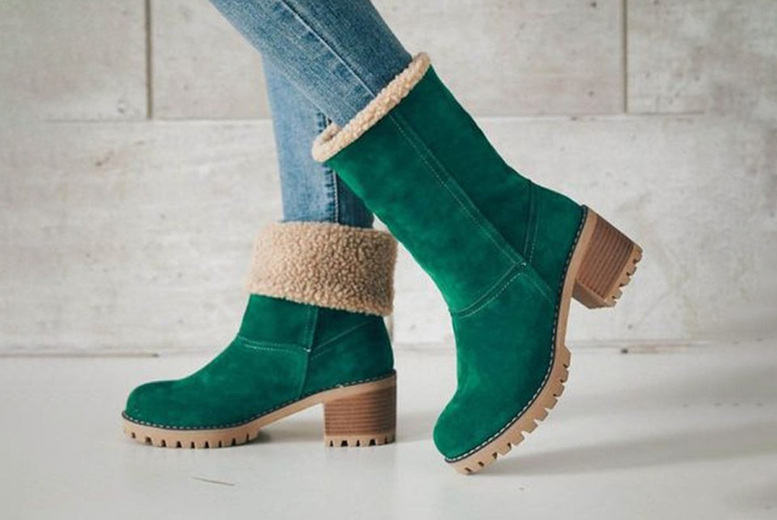 High-Heeled Padded Women's Boots, UK 3, Green | Wowcher