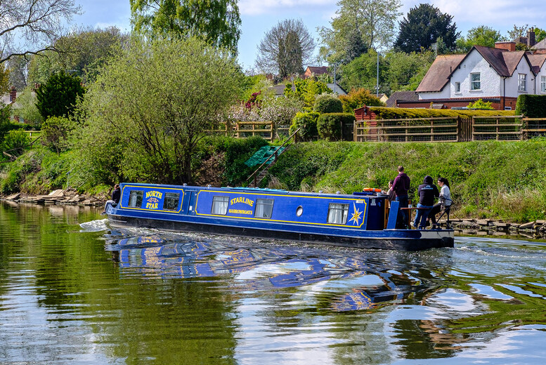 3-4 Night Private Narrowboat Hire for up to 12 people, Worcestershire 3-4 Night Private Narrowboat Hire for up to 12 people, Worcestershire