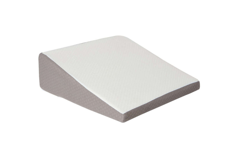 Ergonomic Memory Foam Wedge-Shaped Support Pillow – Ultimate Comfort & Versatility | Wowcher