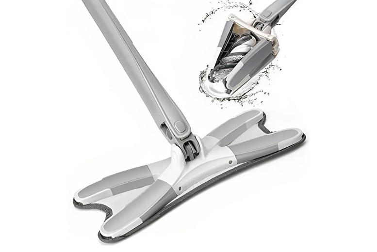 360° Rotatable Self-Squeeze Mop – Lightweight Multi-Surface Cleaner with Reusable Microfibre Pads | Wowcher