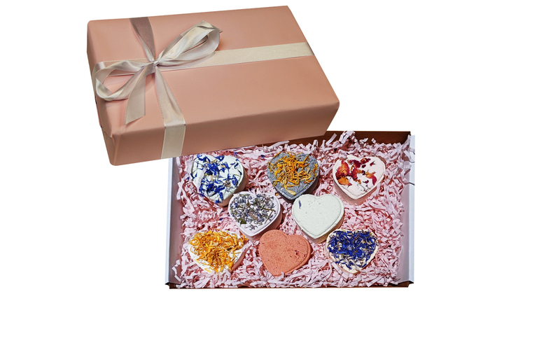 8 Piece Heart Bath Bomb Gift Set with Essential Oils – Soothing Botanicals, Vegan, For Sensitive Skin | Wowcher