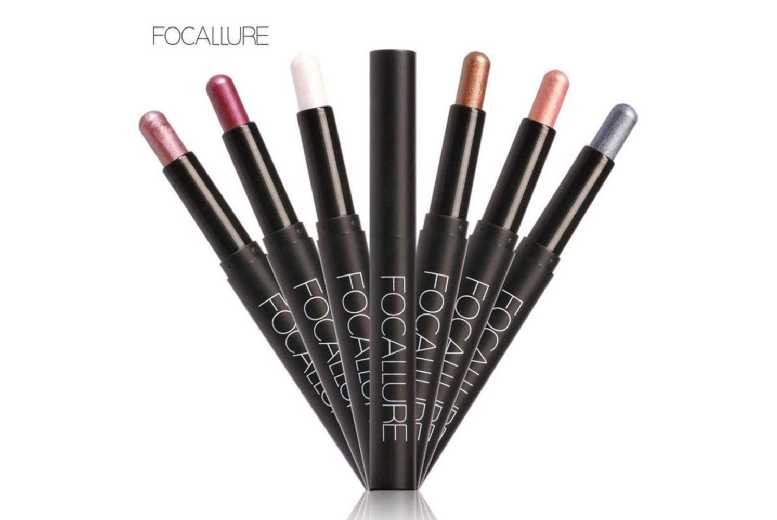 2-in-1 Eyeshadow & Eyeliner Pencil – Brown Spark | Wowcher