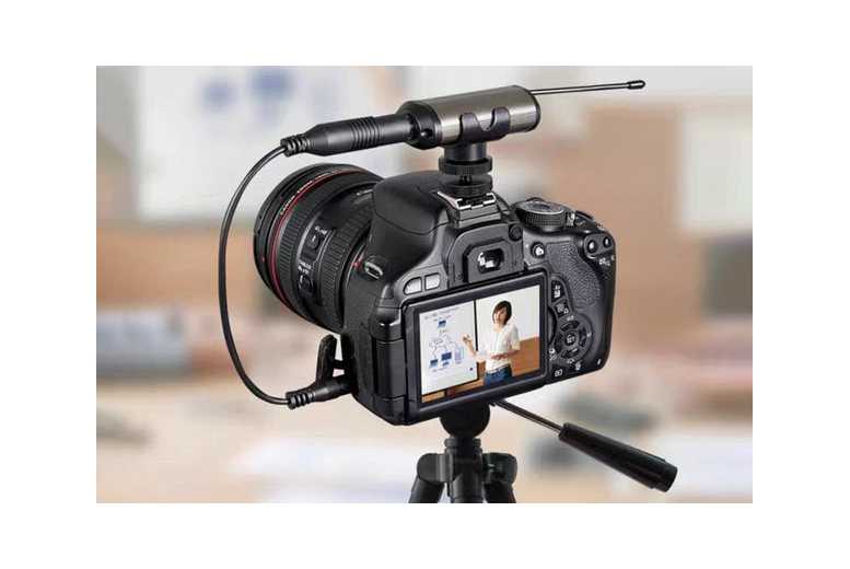 Wireless UHF Lavalier Microphone System – Dual Transmitter, Pro Audio | Wowcher Wireless UHF Lavalier Microphone System – Dual Transmitter, Pro Audio | Wowcher