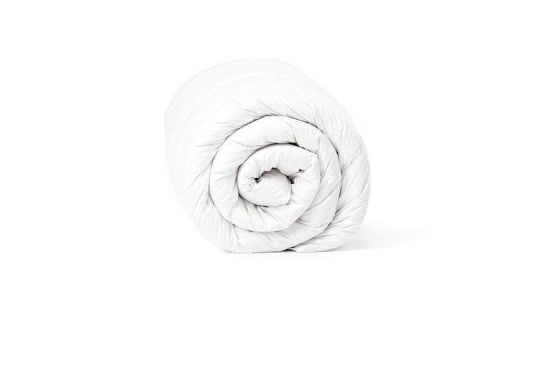 Hypoallergenic 4.5 Tog Polycotton Summer Duvet – Machine Washable, Breathable, All Sizes | Wowcher