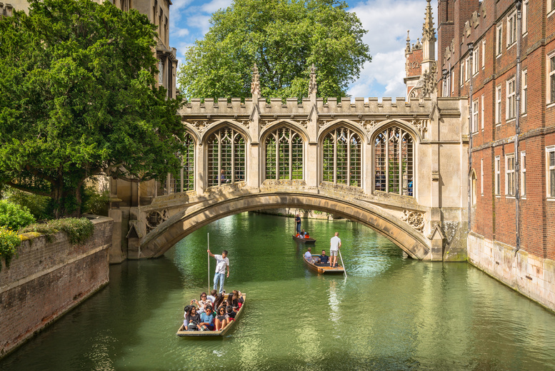 4* Clayton Hotel, Cambridge for 2 – Botanic Gardens Entry, Drinks & Late Checkout – Dining & Room Upgrades Available 4* Clayton Hotel, Cambridge for 2 – Botanic Gardens Entry, Drinks & Late Checkout – Dining & Room Upgrades Available