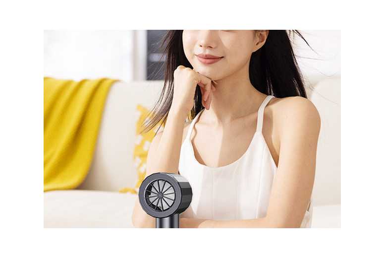 Portable Handheld Turbo Fan – Adjustable 100-Speed Mini Fan | Wowcher