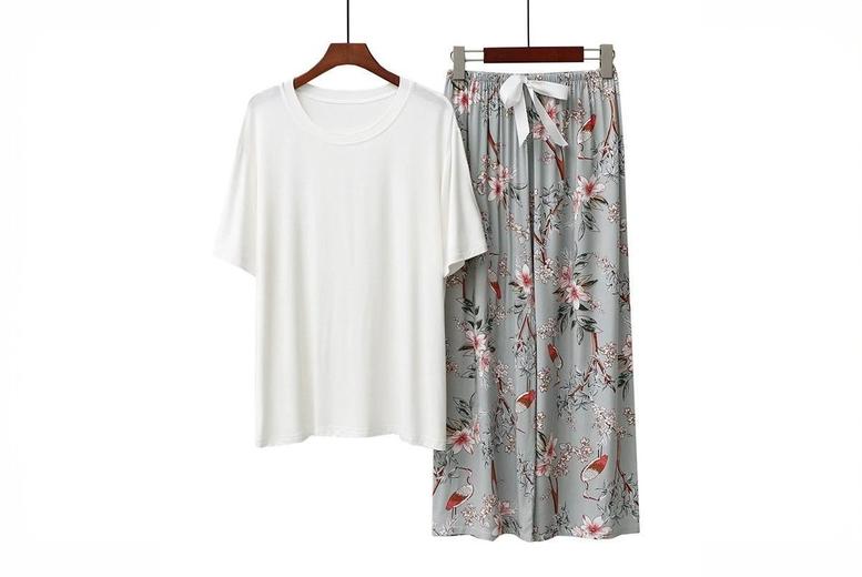 Unisex Black Breathable Modal Summer Loungewear Set – Lightweight Pyjamas in 9 Colours | Wowcher