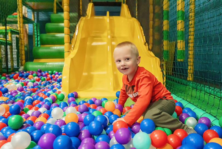 Adventure Island Playpark – Adult & Kid Entry with Kids Meal – For Kids Up to 12 Years | Wowcher