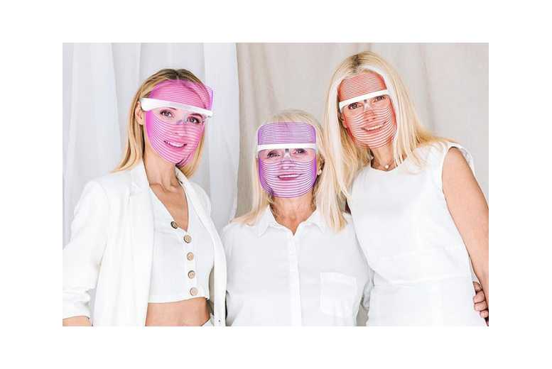 7 Colour LED Wireless Face Mask – Advanced Light Therapy for Skin Care | Wowcher