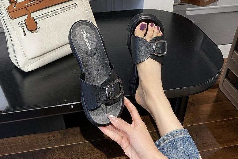 Black Women’s Lightweight PVC Slip-On Sandals – Thick Sole, Non-Slip, Buckle Detail, Casual Comfort | Wowcher Black Women’s Lightweight PVC Slip-On Sandals – Thick Sole, Non-Slip, Buckle Detail, Casual Comfort | Wowcher