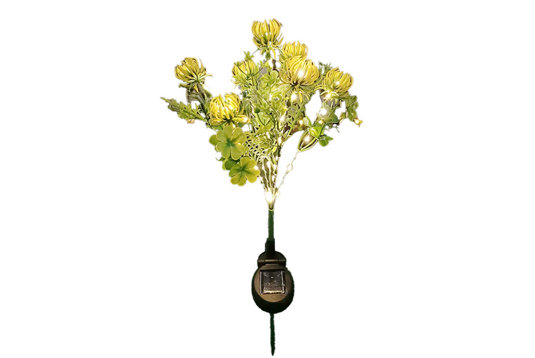 Solar LED Flower Light – Weatherproof Garden Decor | Wowcher