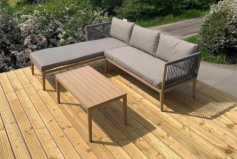 4-Seater Weather-Resistant Aluminium Rope Rattan Garden Lounge Set | Wowcher 4-Seater Weather-Resistant Aluminium Rope Rattan Garden Lounge Set | Wowcher