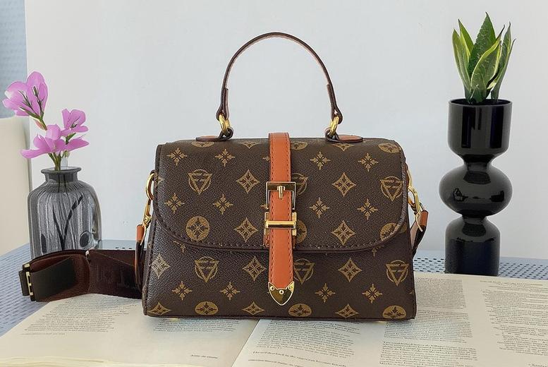 Unisex Brown Chic Diamond Chain Underarm Bag | Wowcher Unisex Brown Chic Diamond Chain Underarm Bag | Wowcher