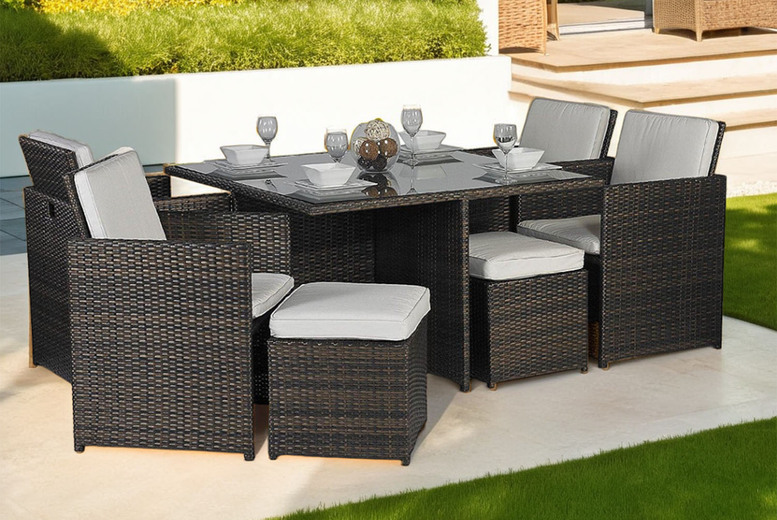 Giardino Weather-Resistant 8-Seater Cube Outdoor Dining Set – Includes Parasol | Wowcher Giardino Weather-Resistant 8-Seater Cube Outdoor Dining Set – Includes Parasol | Wowcher