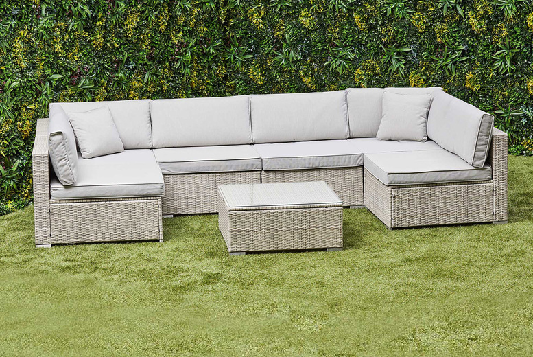 6-Seater Grey U-Shaped Weather-Resistant Rattan Garden Sofa Set with Coffee Table | Wowcher 6-Seater Grey U-Shaped Weather-Resistant Rattan Garden Sofa Set with Coffee Table | Wowcher