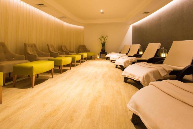 4* Belton Woods Spa Day with Choice of Treatments, Spa Access, Lunch & Prosecco Upgrades – Spa Experience for 1 or 2 | Wowcher