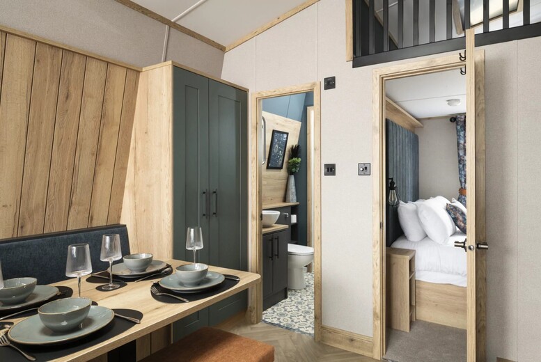 Northampton Luxury Glamping Getaway: Lodge For Up To Four People! (Pet Friendly, 3 or 4 Nights) | Wowcher Northampton Luxury Glamping Getaway: Lodge For Up To Four People! (Pet Friendly, 3 or 4 Nights) | Wowcher
