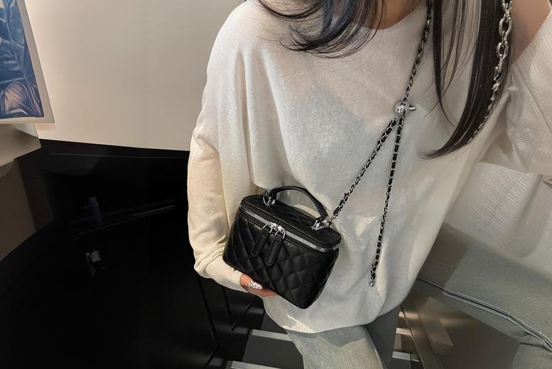 Unisex Beige Stylish Diamond Pattern Bucket Bag – Lightweight, Versatile, and Trendy for Spring | Wowcher