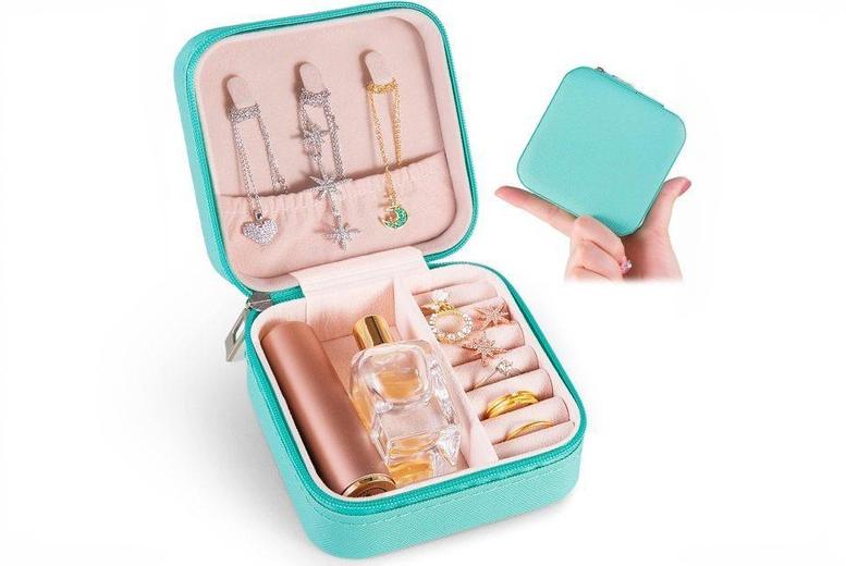 Travel-Friendly Portable Mini Jewelry Case with Protective Interior | Wowcher Travel-Friendly Portable Mini Jewelry Case with Protective Interior | Wowcher