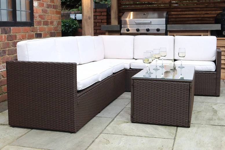 Berlin 6-Seater Weather-Resistant Rattan Corner Lounge Set with Glass Table – Hand-Woven Outdoor Sofa | Wowcher Berlin 6-Seater Weather-Resistant Rattan Corner Lounge Set with Glass Table – Hand-Woven Outdoor Sofa | Wowcher