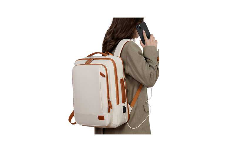 Expandable 26L Commuter Backpack with USB Port | Wowcher Expandable 26L Commuter Backpack with USB Port | Wowcher