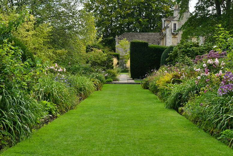 Lawn Treatment & Weed/Moss Control for Up to 400 Sq Metres - Green Sleeves, Birmingham | Wowcher