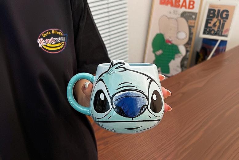 Large Stitch Hug Ceramic Mug with Scald-Proof Handle, 530ml Capacity | Wowcher