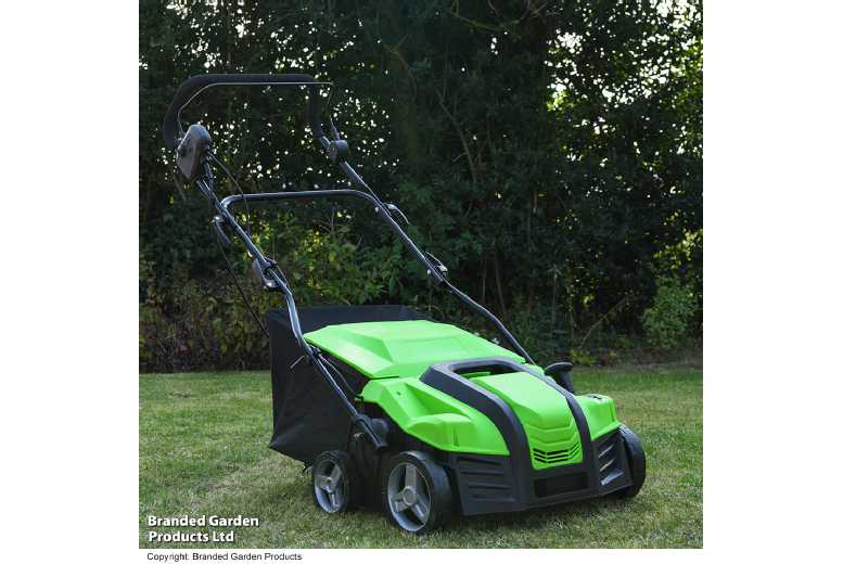 Garden Gear 2-in-1 Electric Lawn Raker & Scarifier – 2000W, 400mm Width, Large 55L Bag | Wowcher