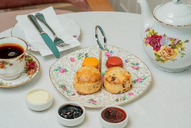 Sparkling Hammam Spa Day with Massage, Cream Tea, Prosecco & £15 Voucher - Limehouse Library Hotel Spa, Canary Wharf | Wowcher